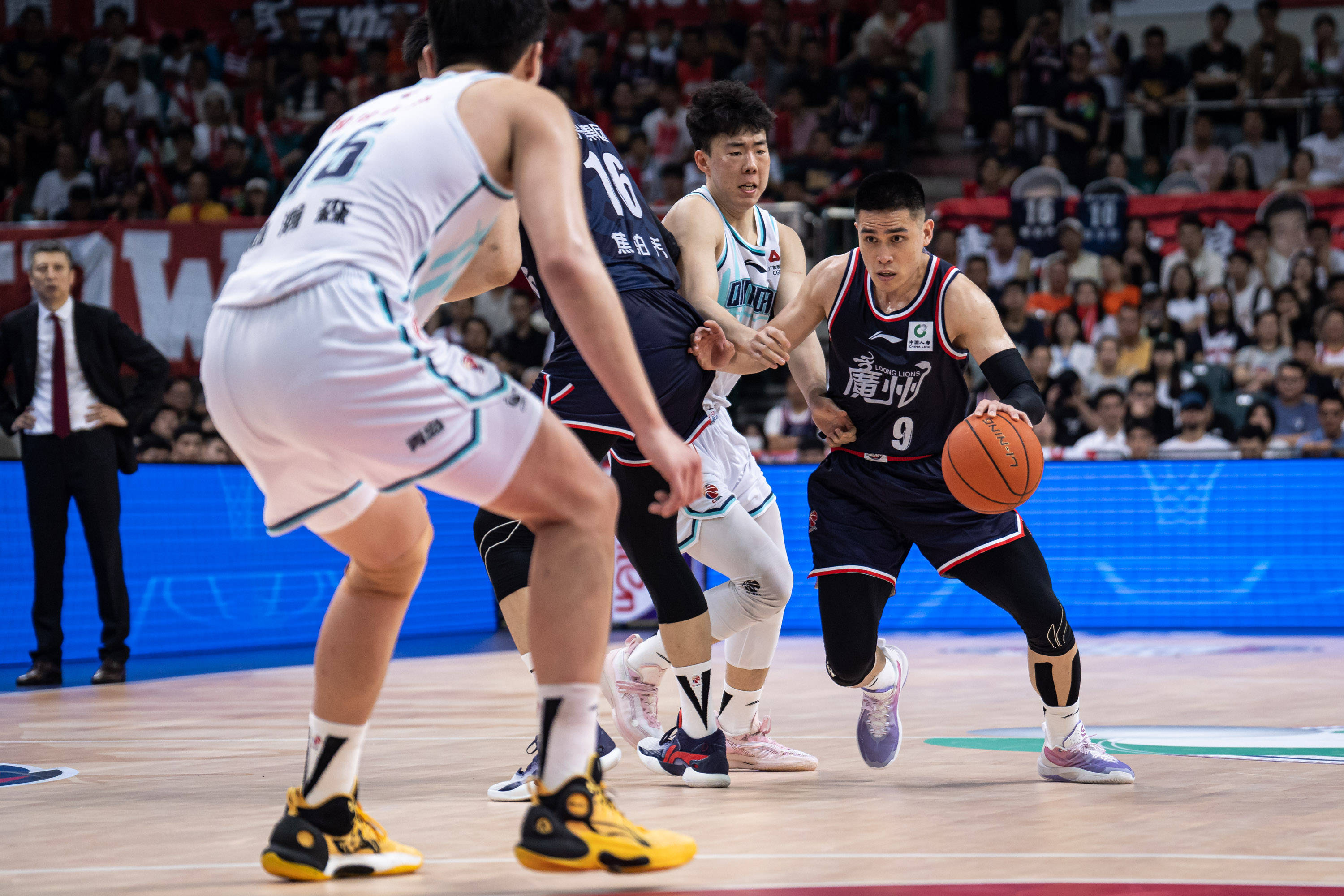 法国羽毛球公开赛｜国羽三项冲击冠军