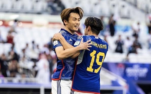 色与等待形 色与等待形